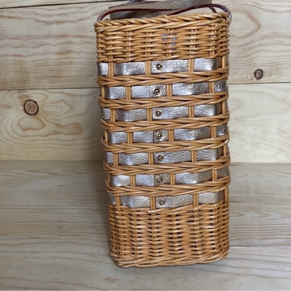 Kate spade rattan and gold woven purse - Picture 2 of 9